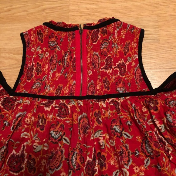 New “Xhilaration” top size Medium with tag - Picture 5 of 5